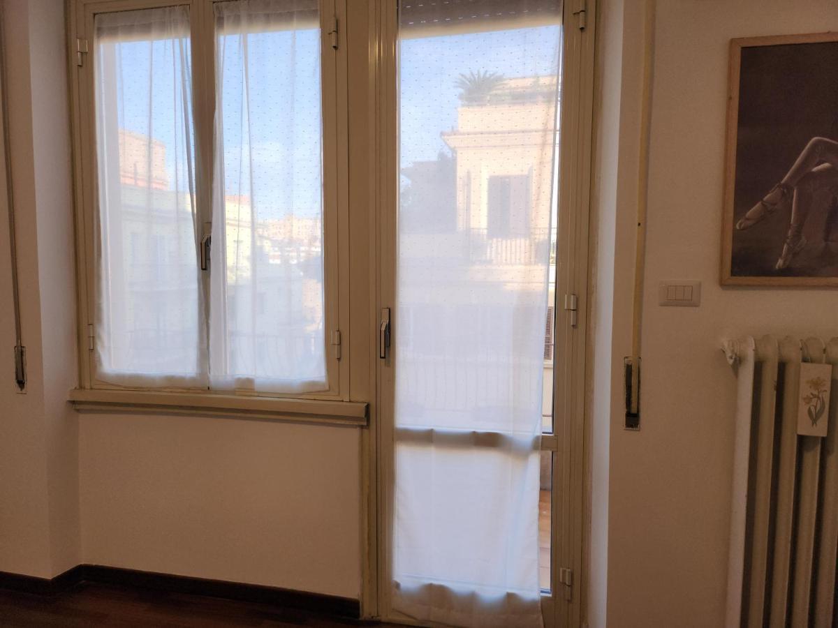 Casa Su Colosseo San Giovanni Roma Exterior foto